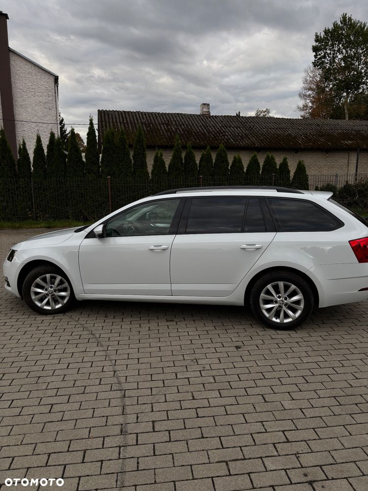 Skoda Octavia - 8