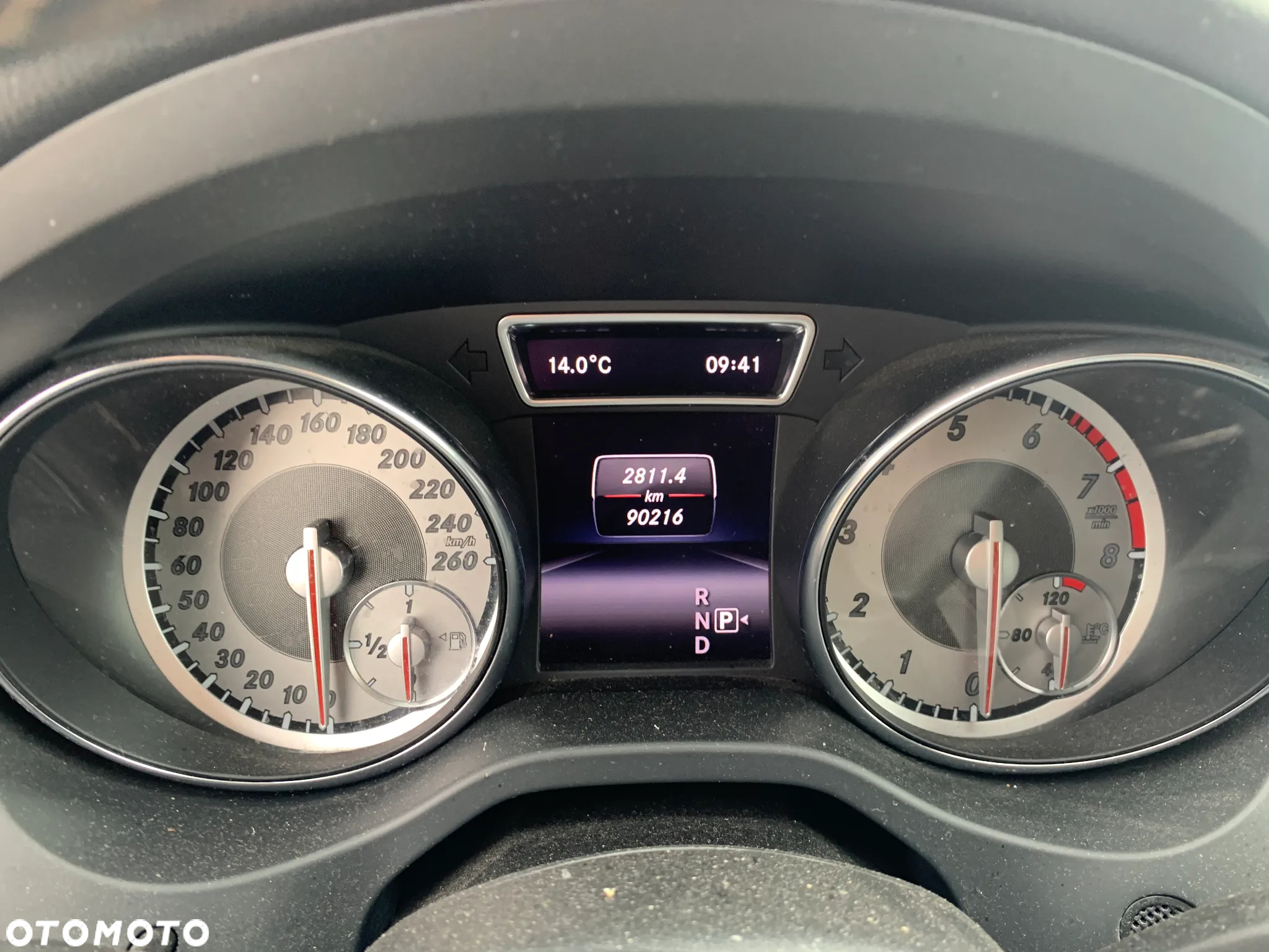 Mercedes-Benz CLA 250 4-Matic - 12