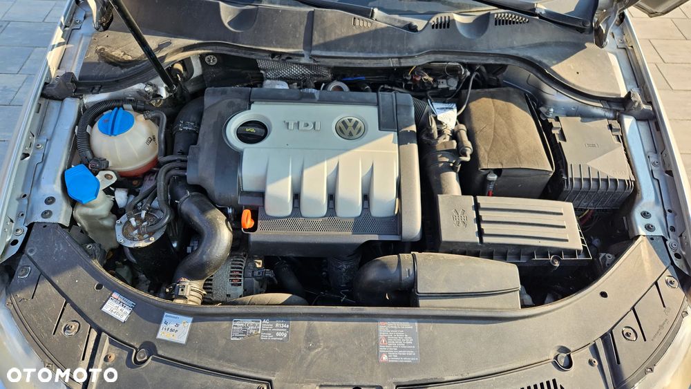 Volkswagen Passat 2.0 TDI DPF Comfortline DSG - 18