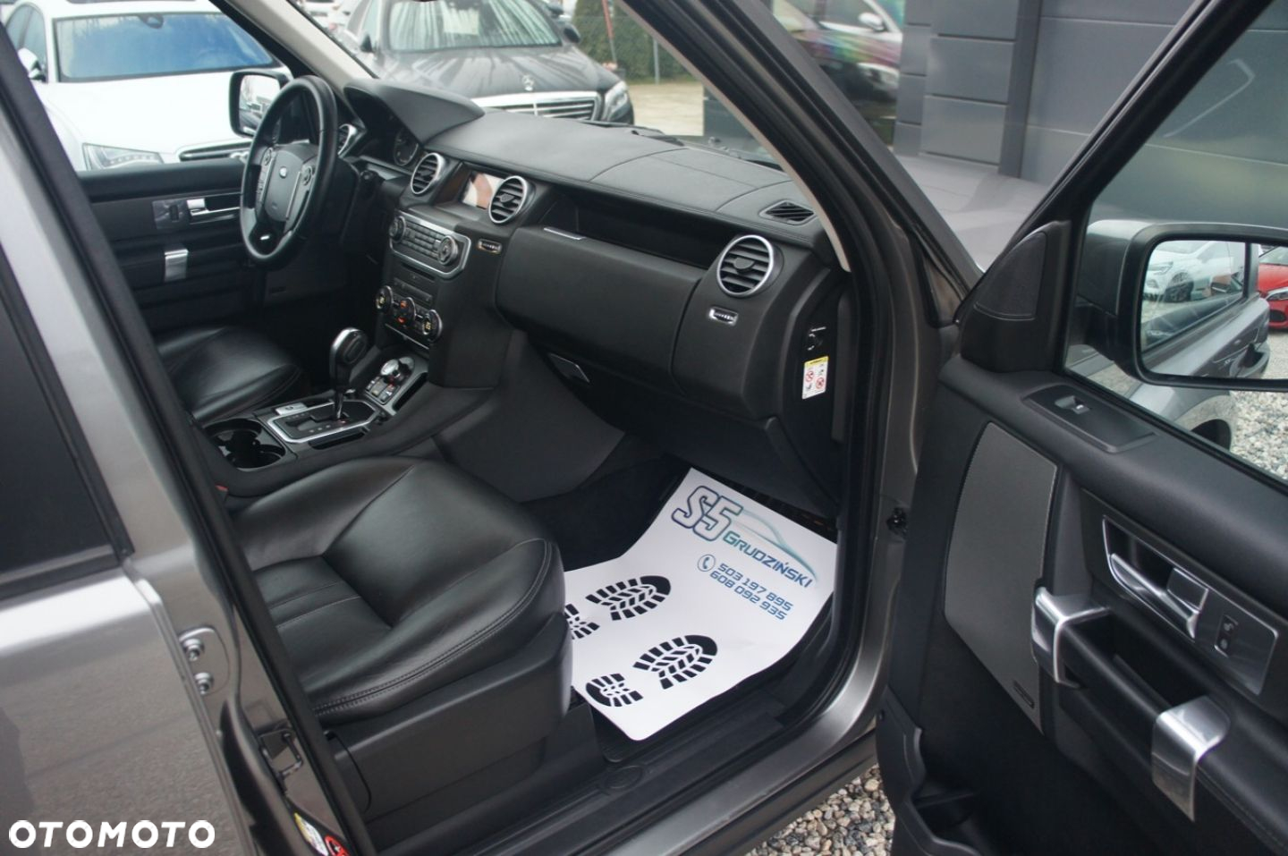Land Rover Discovery - 12