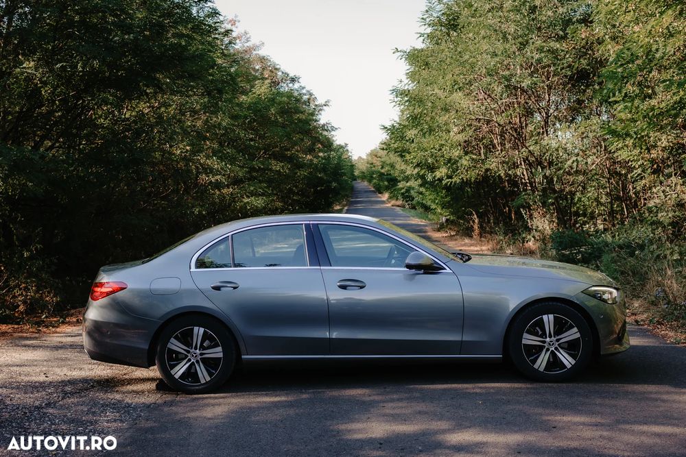 Mercedes-Benz C - 16