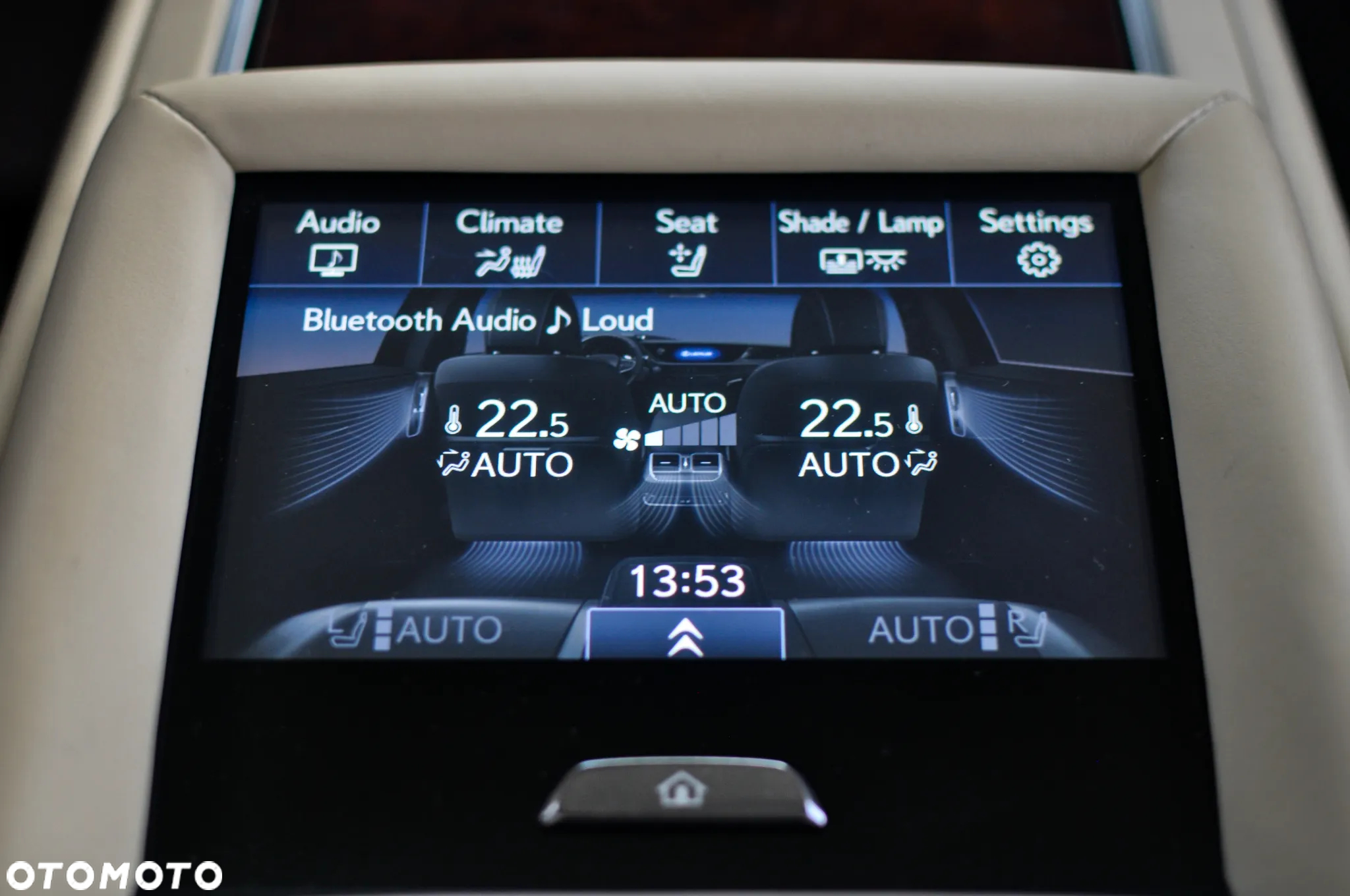 Lexus LS 500h Prestige AWD - 23