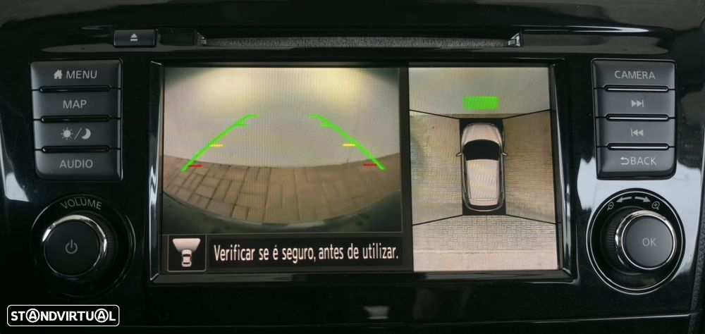 Nissan Qashqai 1.3 DIG-T N-Connecta - 24