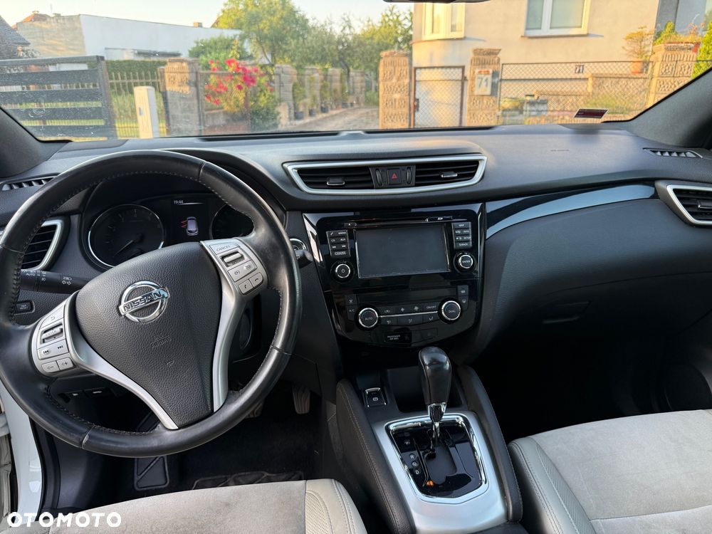 Nissan Qashqai 1.2 DIG-T N-Tec Xtronic - 14