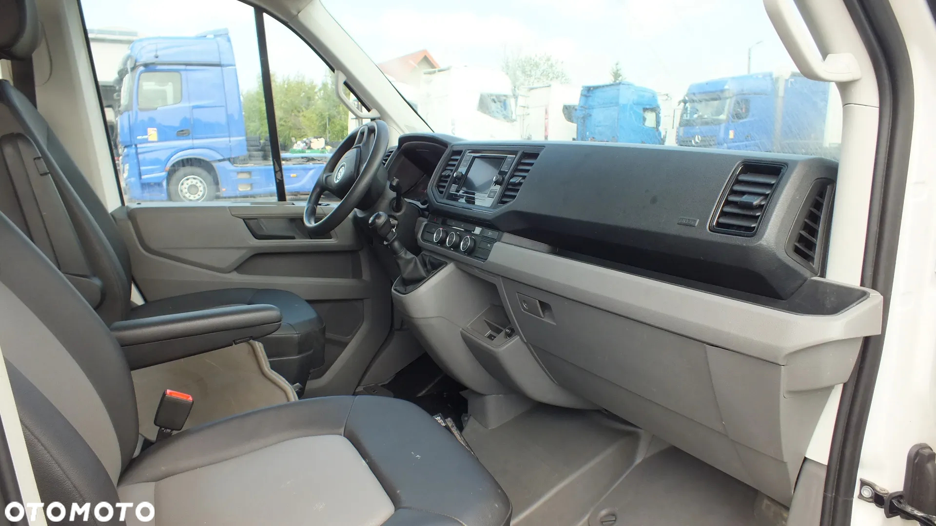 Volkswagen Crafter 35 TDI Autm 4MOTION - 11