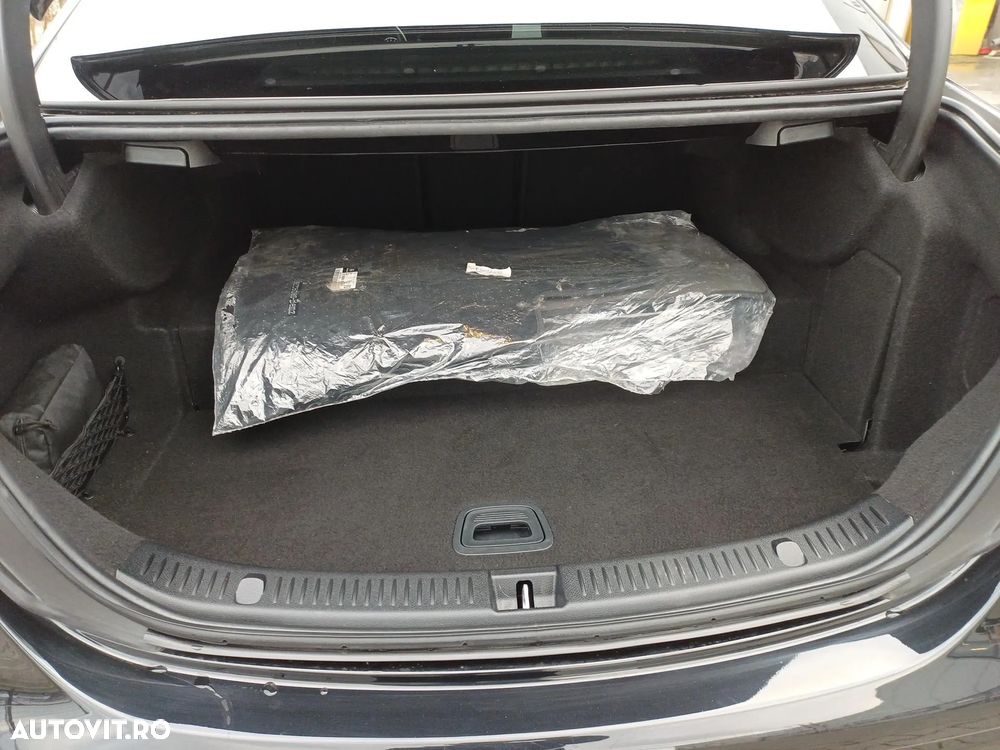 Mercedes-Benz E 300 T-Modell - 33