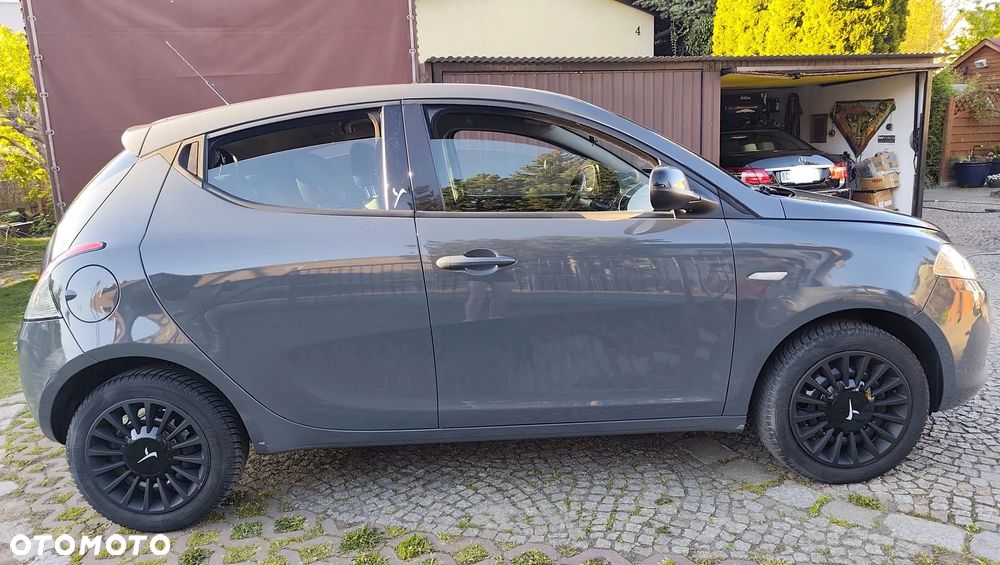 Lancia Ypsilon 1.2 8V Elefantino S&S - 2