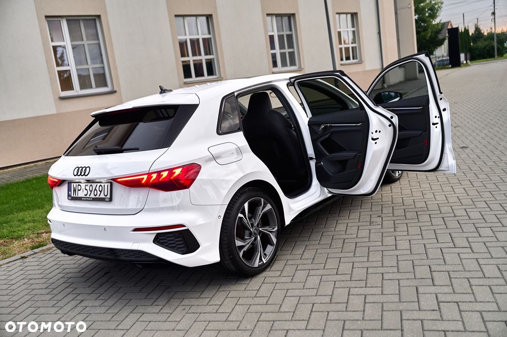 Audi A3 Sportback 35 TFSI mHEV S Line S tronic - 23