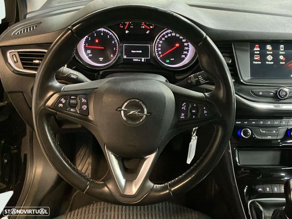 Opel Astra Sports Tourer - 10