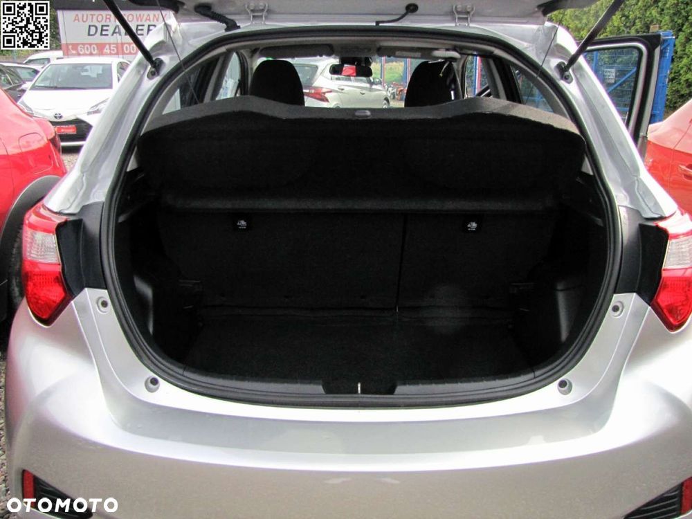 Toyota Yaris - 12