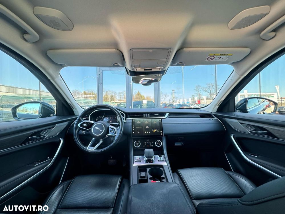 Jaguar F-Pace 20d AWD Aut. Prestige - 12