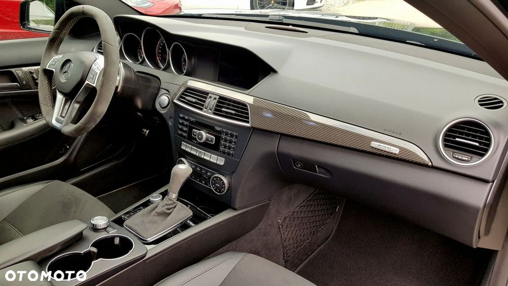 Mercedes-Benz Klasa C 63 AMG AMG SPEEDSHIFT MCT Edition 507 - 33