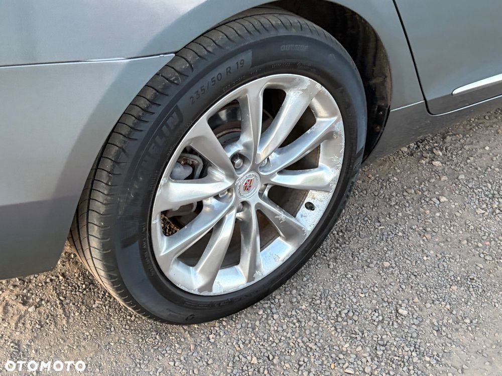 Cadillac XTS - 27