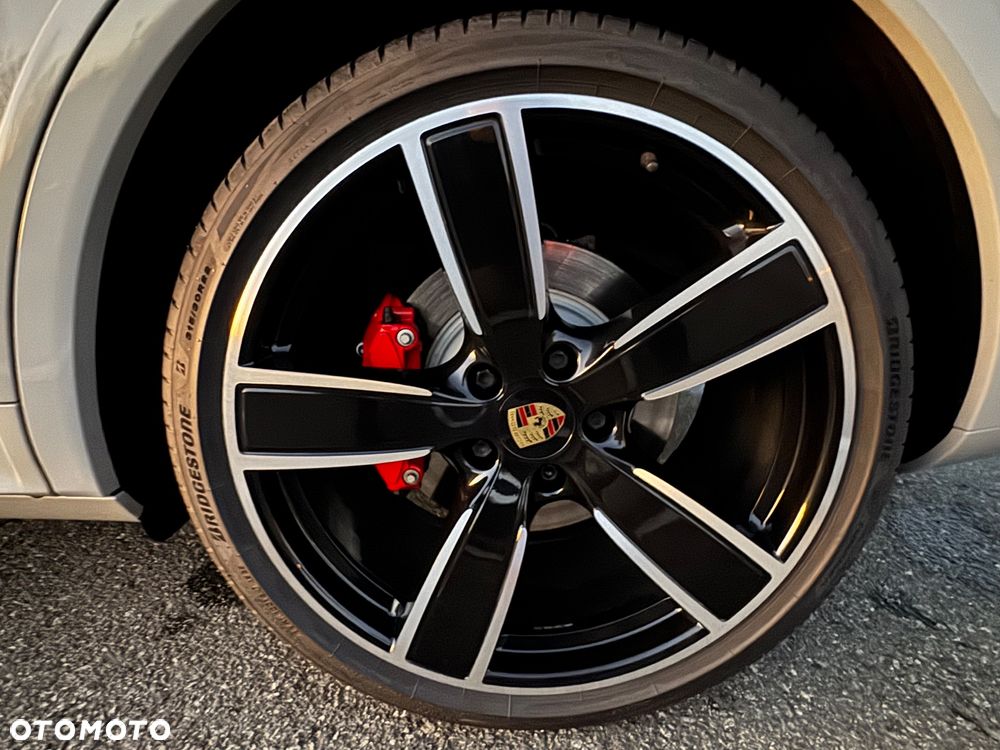 Porsche Cayenne GTS Tiptronic S - 24