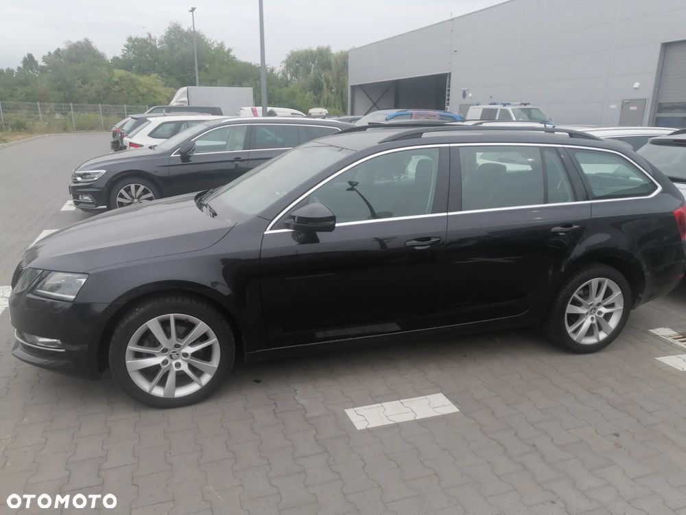 Skoda Octavia 2.0 TDI SCR Style DSG - 5