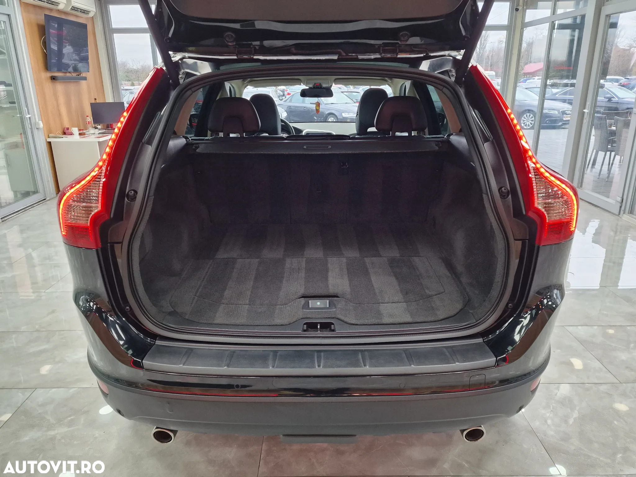 Volvo XC 60 - 12