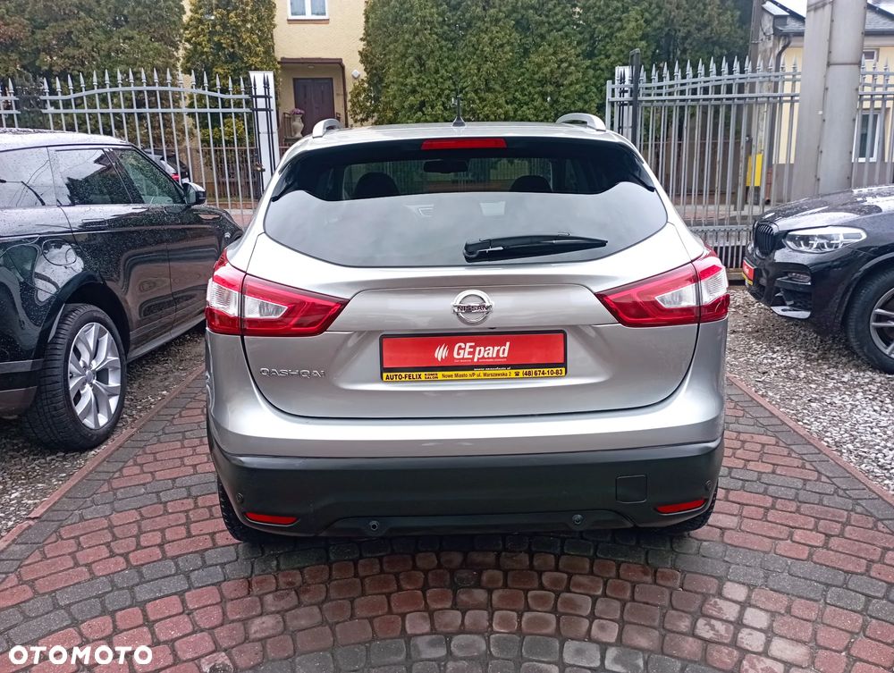 Nissan Qashqai 1.2 DIG-T N-Connecta Xtronic EU6 - 5