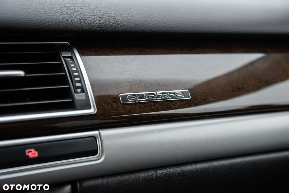 Audi A8 4.2 FSI Quattro - 31