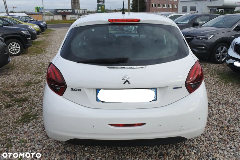 Peugeot 208 PureTech 110 Stop & Start EAT6 Allure - 5
