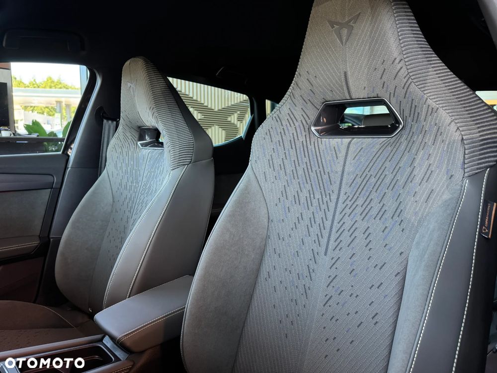 Cupra Leon 1.5 eTSI mHEV Tribe Edition DSG - 10