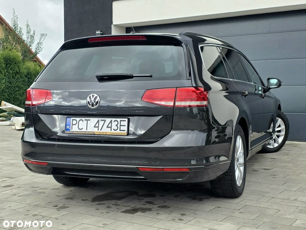 Volkswagen Passat - 4