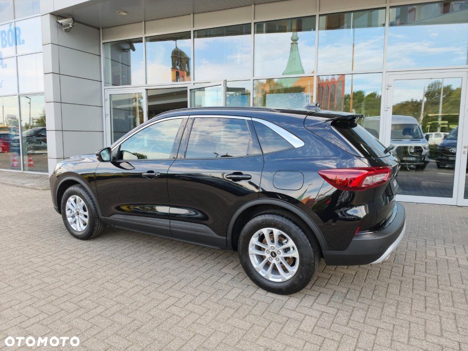 Ford Kuga - 4