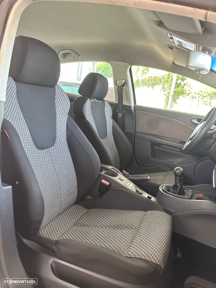 SEAT Leon 1.4 16V Sport - 27
