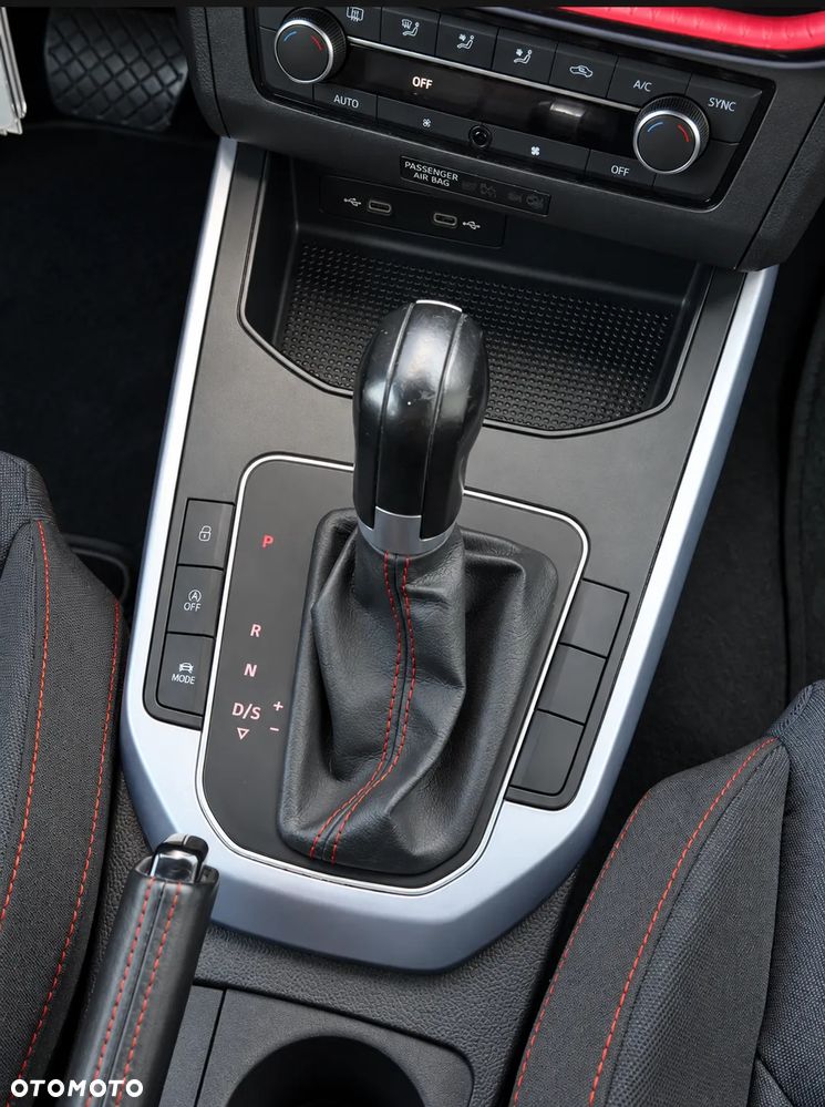 Seat Arona 1.0 TSI OPF DSG FR - 17