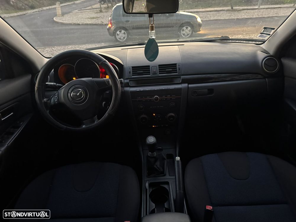 Mazda 3 Hatchback - 7