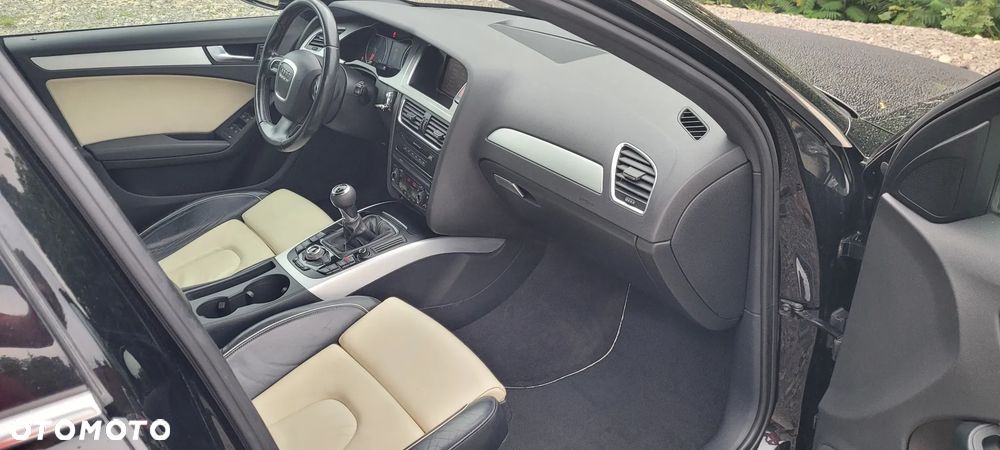 Audi A4 Avant - 22
