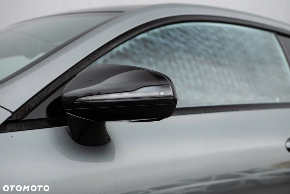 Mercedes-Benz Klasa E 200 9G-TRONIC - 17