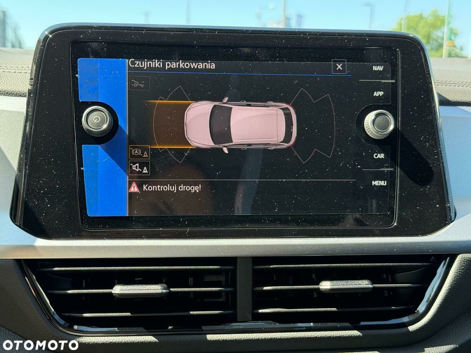 Volkswagen T-Roc - 26