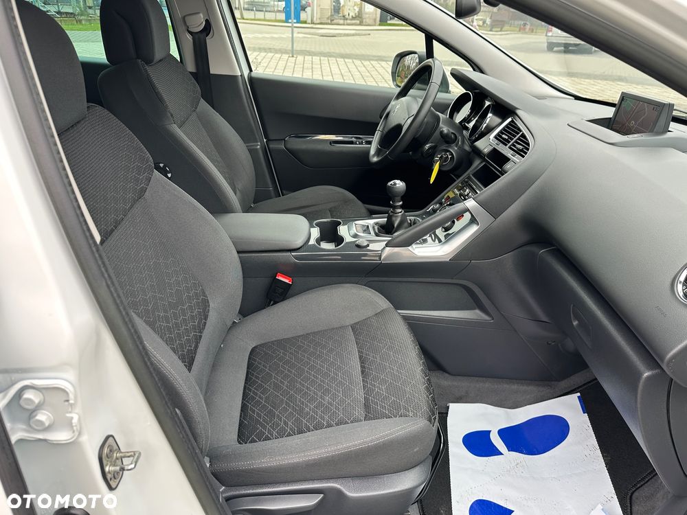 Peugeot 3008 HDi FAP 115 Allure - 11