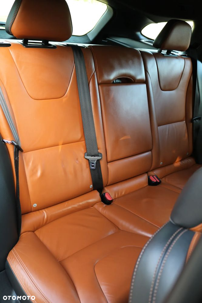 Volvo V60 D5 AWD Geartronic RDesign - 13