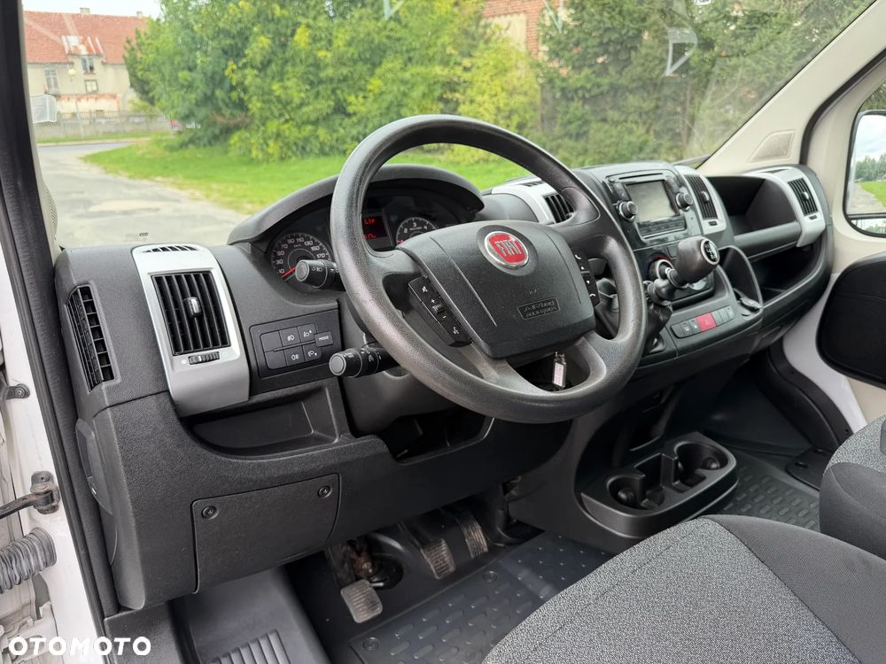Fiat Ducato * 2.3 / 130KM * DOKA / Brygadówka * Skrzyniowy * 7 Osób * - 23