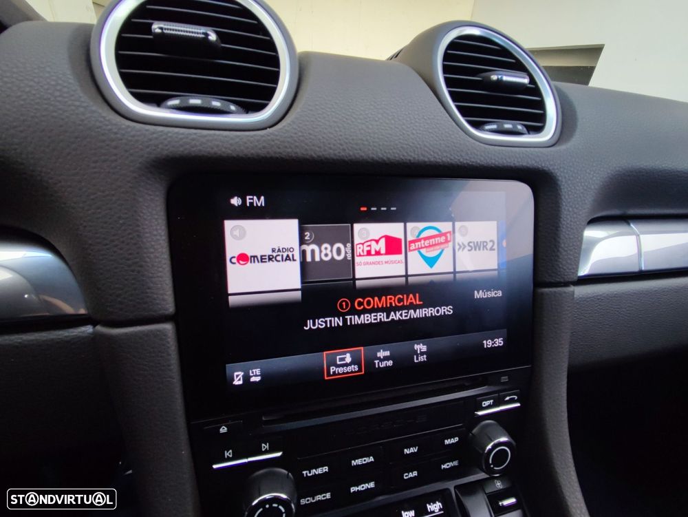 Porsche 718 Boxster 2.0 T - 36