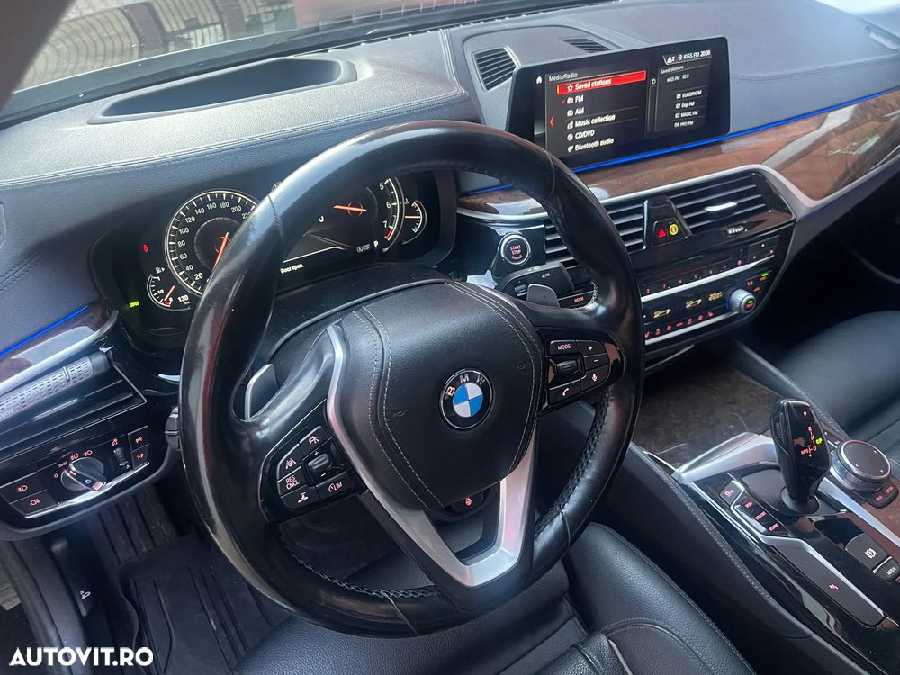BMW Seria 5 540i xDrive Aut. Luxury Line - 10
