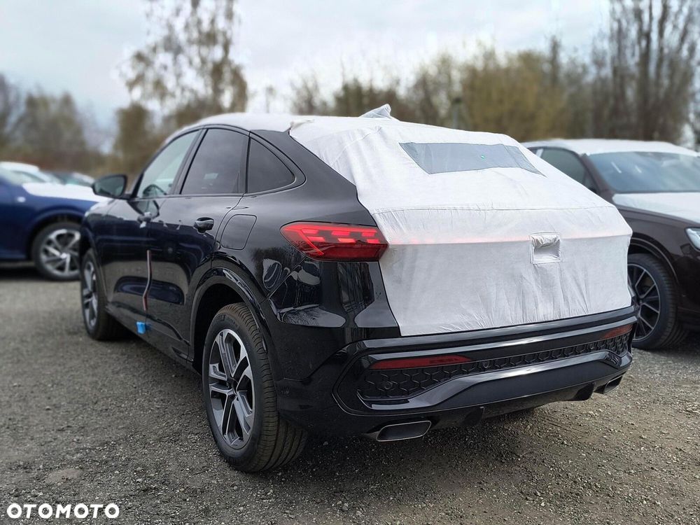 Audi Q5 Sportback - 6