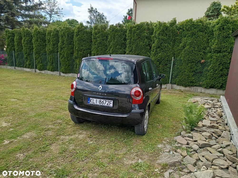 Renault Modus - 2
