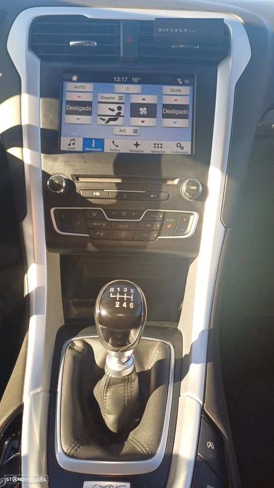 Ford Mondeo SW 1.5 TDCi Business Plus ECOnetic - 11