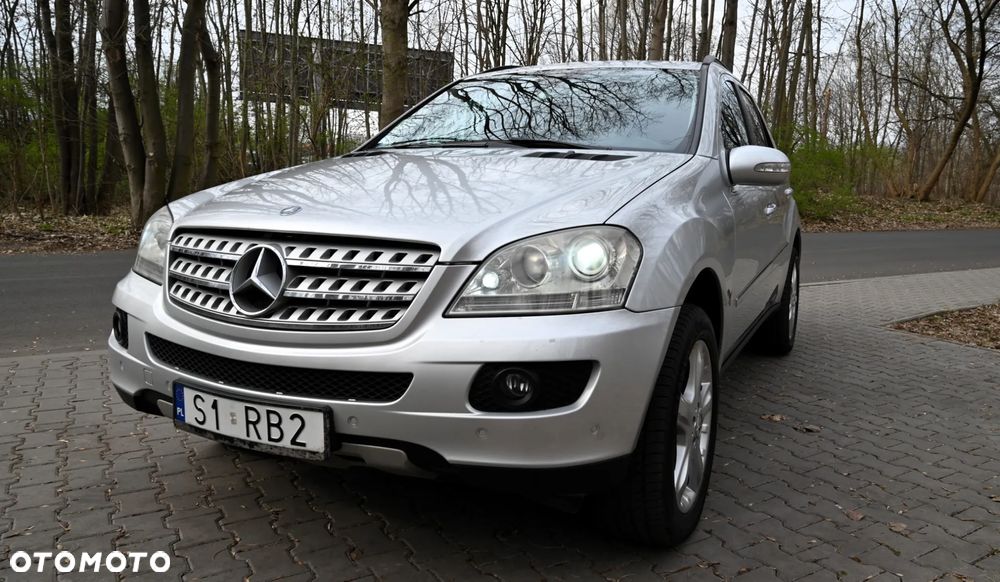 Mercedes-Benz ML - 9