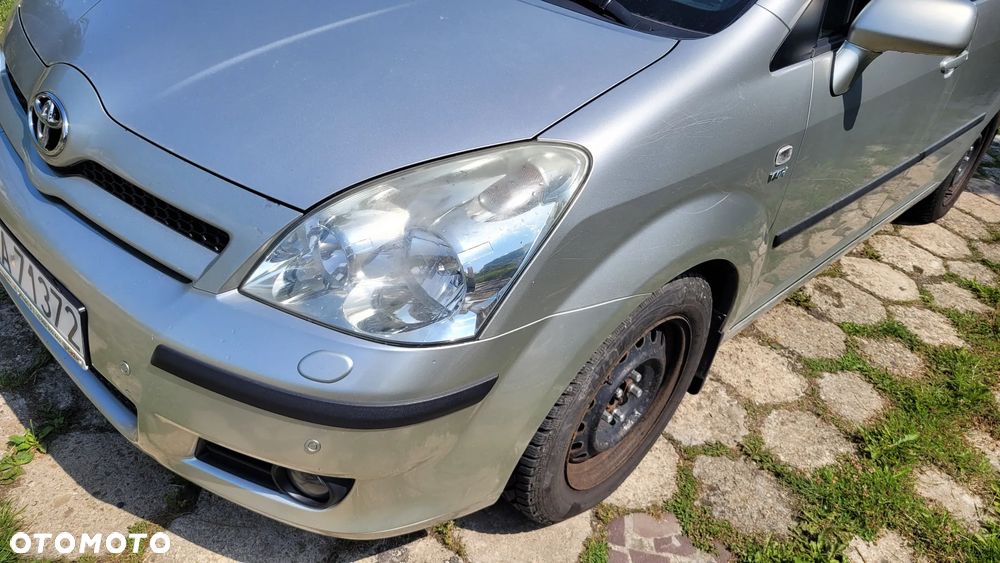 Toyota Corolla Verso 1.8 Sol 7os MM - 7