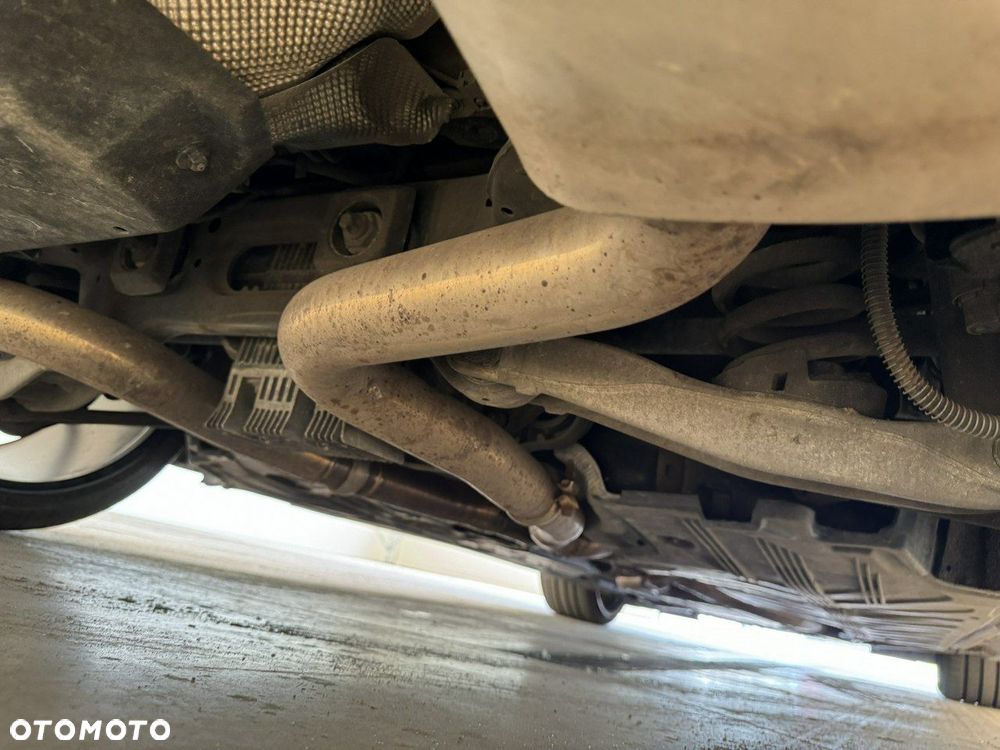 Mercedes-Benz Klasa C - 16