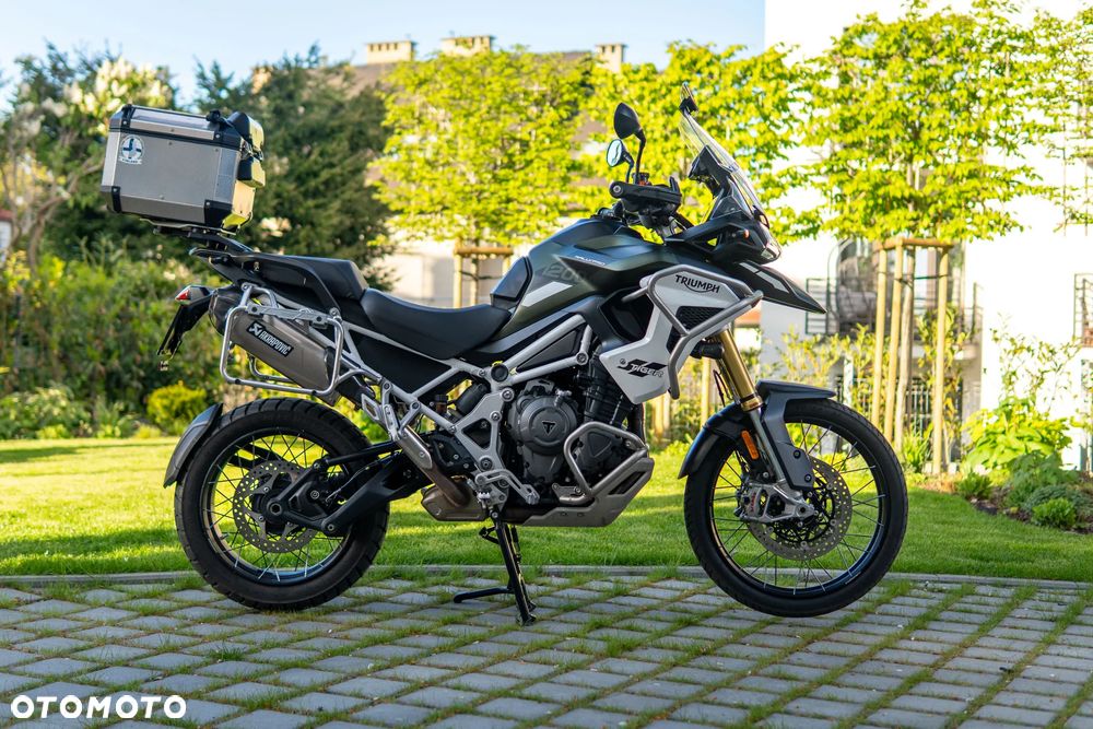 Triumph Tiger - 2