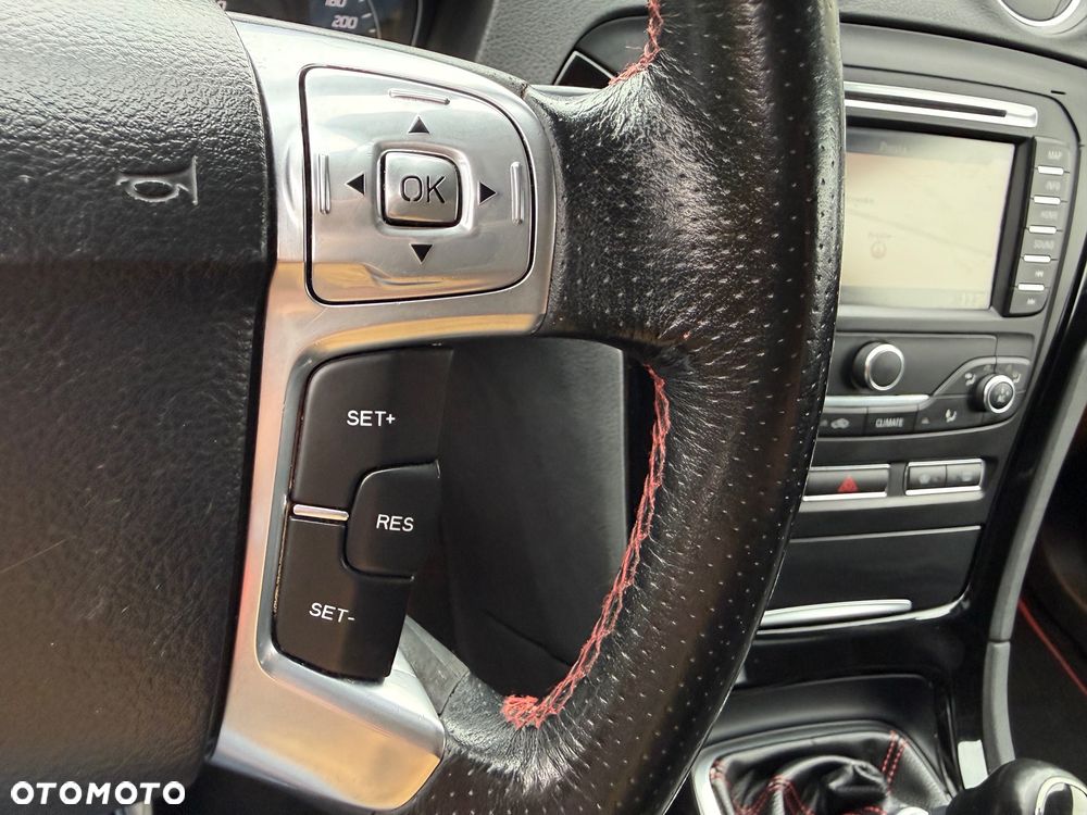 Ford Mondeo 2.0 EcoBoost Titanium S - 12