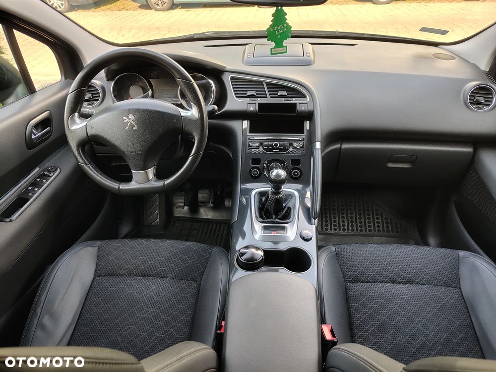 Peugeot 3008 1.6 BlueHDi Style S&S - 16
