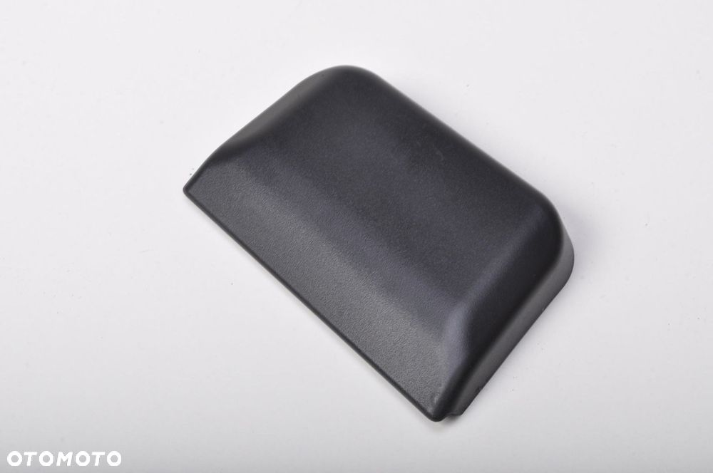 MASERATI GHIBLI III ZAŚLEPKA SŁUPKA PRAWA 670010366 - 1