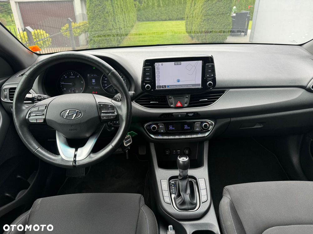 Hyundai i30 1.6 D GO Plus DCT - 9