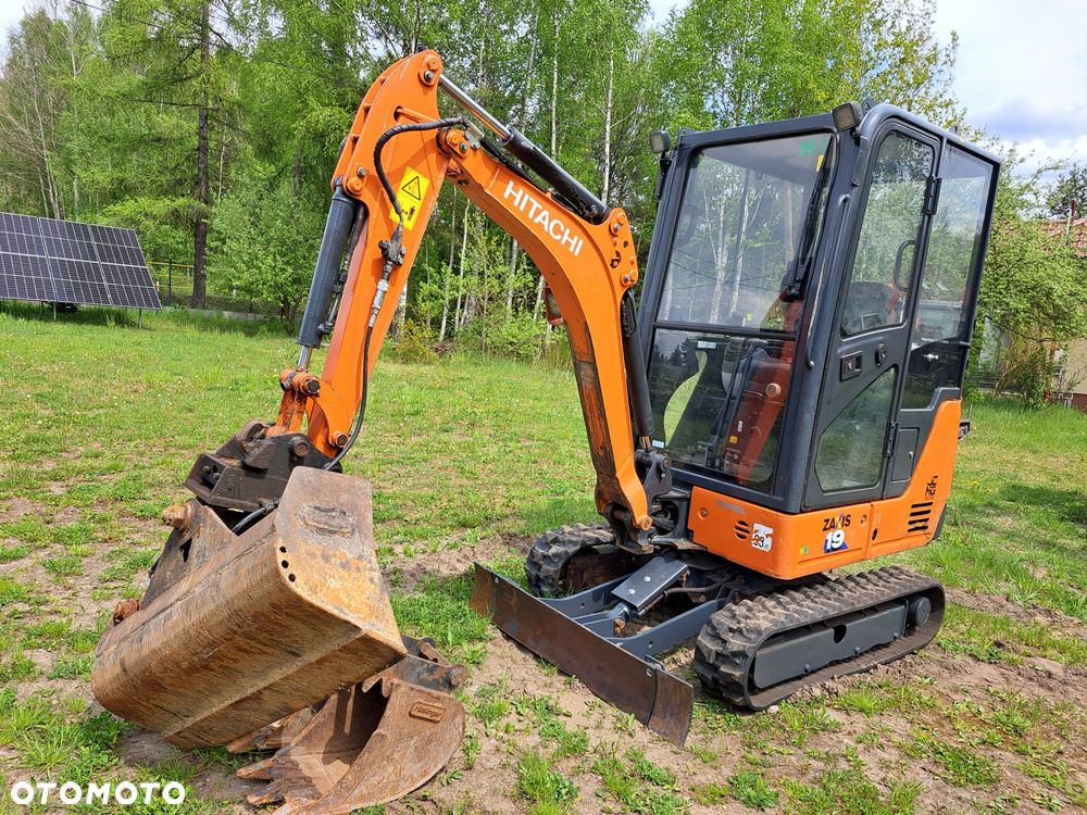 Hitachi ZX19-6CR - 4
