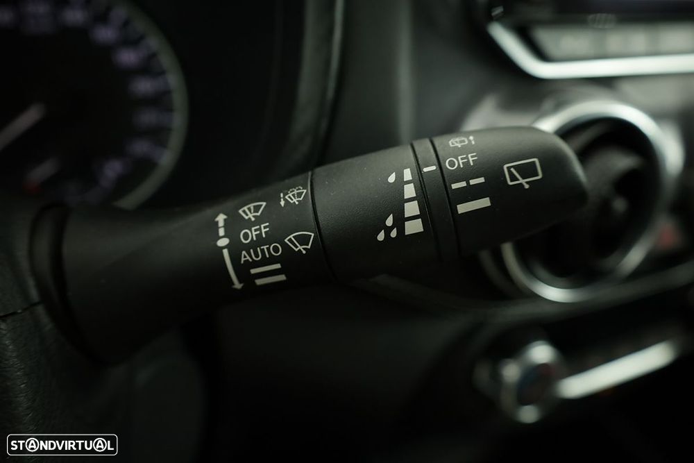 Nissan Juke 1.0 DIG-T N-Connecta DCT - 18